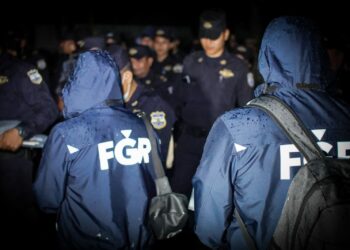 Fiscalía giró 13 órdenes de captura contra estructura dedicada al narcotráfico y trata de personas