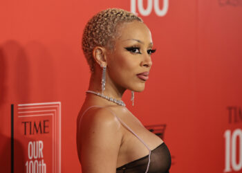 Doja Cat ataca a las Kardashian en su nueva canción: ‘Wet Vagina’