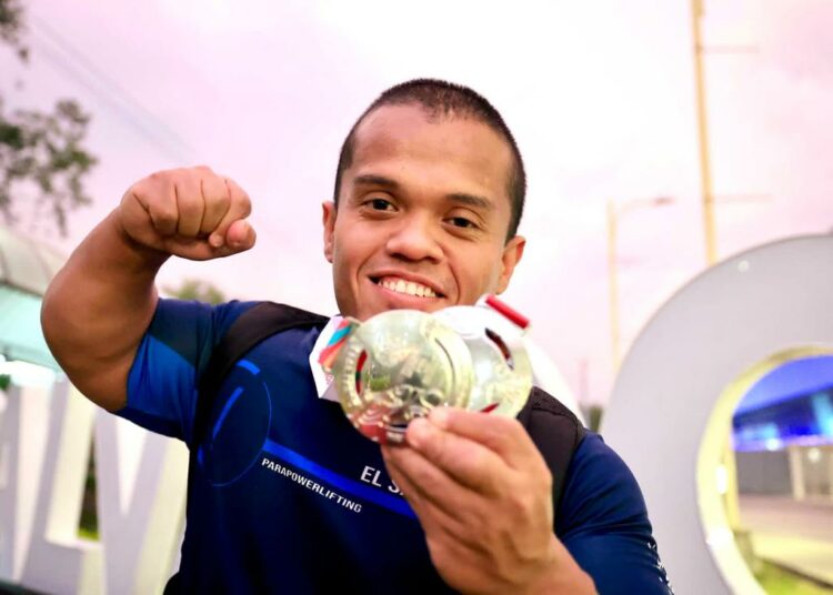 Herbert Aceituno: “Estas medallas son para el pueblo salvadoreño”