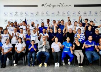 INDES entregó premios a atletas y entrenadores con triunfos internacionales recientes