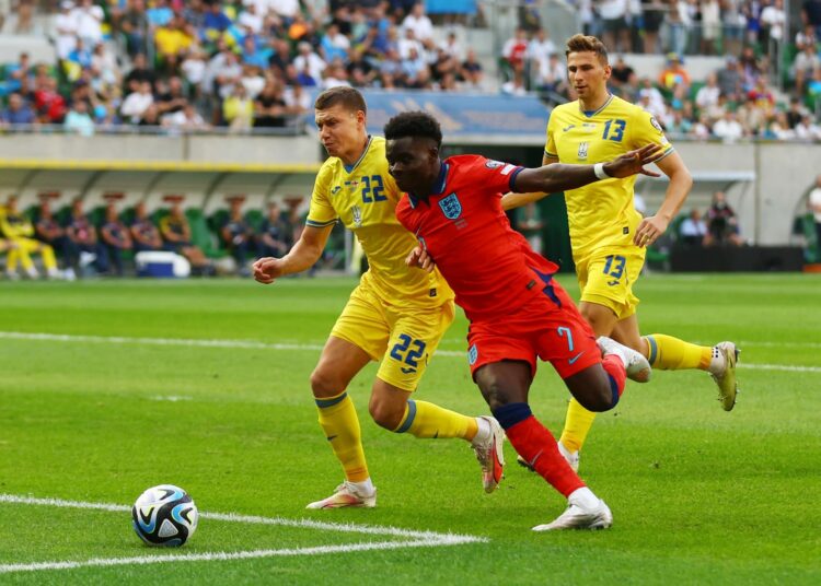 Inglaterra no pasa del empate ante una correosa Ucrania