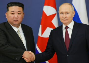 Kim Jong-un se reunió con Putin, elogió al ejército ruso