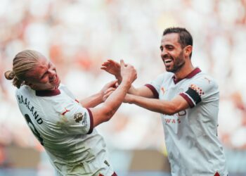 El Manchester City remonta al West Ham