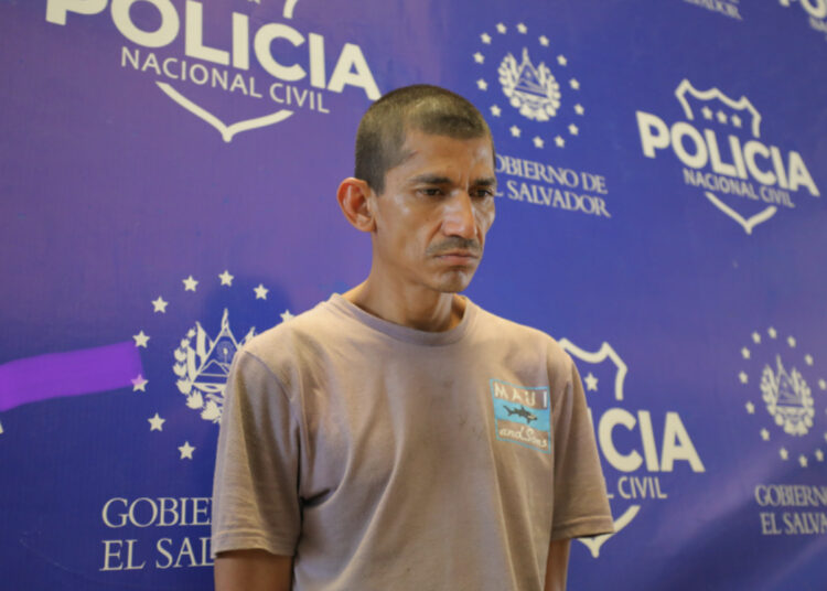 PNC captura a sujeto por hurtar dinero y una motocicleta