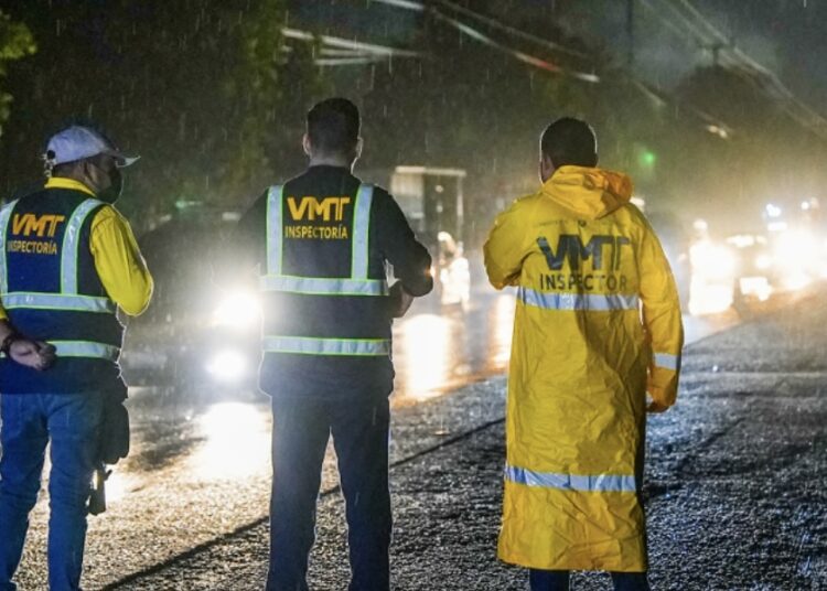 Instalan control vehicular al transporte de carga en San Juan Opico