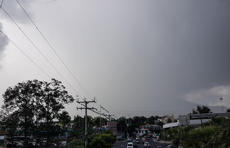 Lluvias y tormentas acompañadas de ráfagas de viento para este viernes