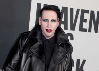 Marilyn Manson condenado a pagar 1.400 dólares y ah realizar servicio comunitario por escupir a una mujer en un concierto