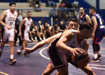 Santa Ana BC se luce como local ante Santiagueño BC