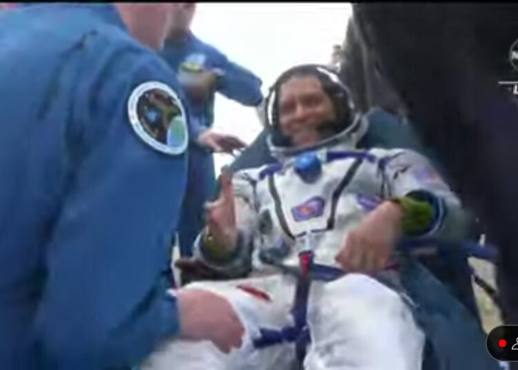 El astronauta Frank Rubio vuelve a la Tierra luego de pasar 371 días en el espacio