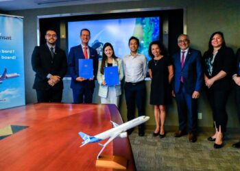Cancillería firma Memorándum de Colaboración con aerolínea canadiense Air Transat 