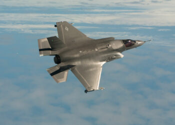 Desconcertante llamado al 911 del piloto del caza F-35 que se estrelló en Carolina del Sur