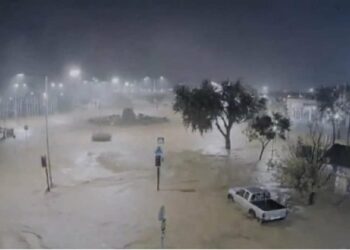 Rescatan a miles en Grecia por nuevas inundaciones