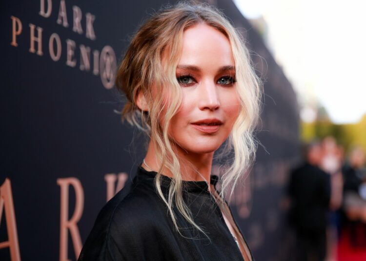 ¿Jennifer Lawrence se sometió a cirugía plástica?