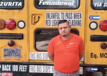 Capturan a motorista que atropelló a dos personas y huyó del lugar