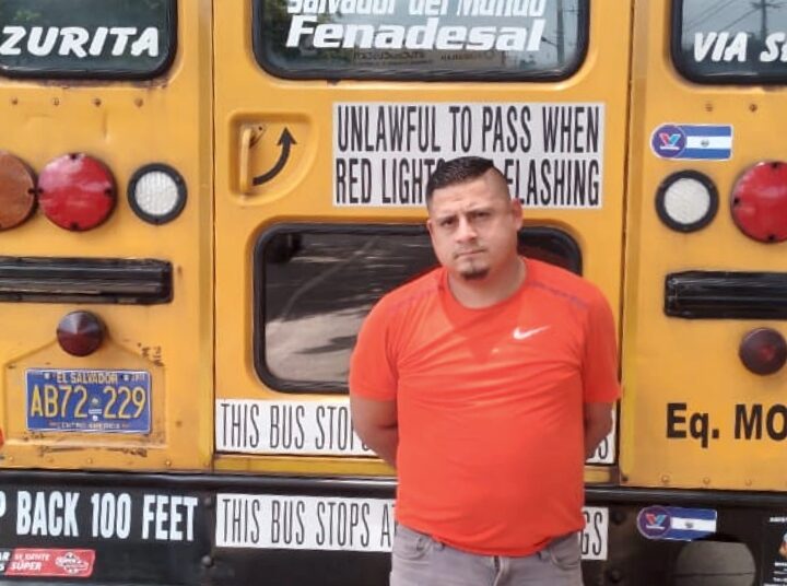 Capturan a motorista que atropelló a dos personas y huyó del lugar