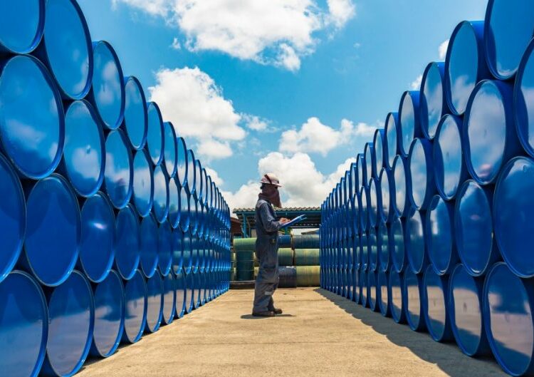 El barril de petróleo de la OPEP cotiza a más de 93 dólares, su valor más alto desde noviembre de 2022