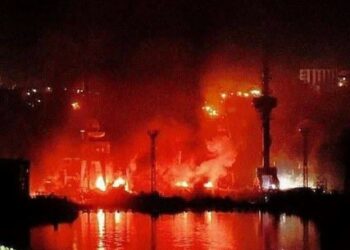 Ucrania atacó con misiles un astillero militar ruso en Crimea y dañó un buque y un submarino