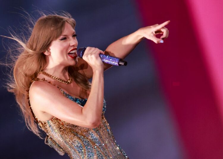 Una fan de Taylor Swift fue a 20 conciertos del Eras Tour en Estados Unidos y sorprendió por lo poco que gastó
