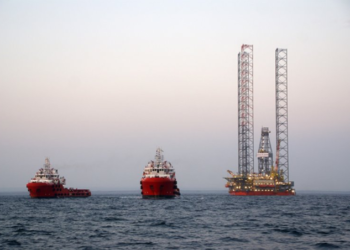 Ucrania recupera plataformas de perforación de manos rusas