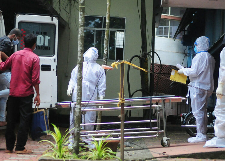 ¿Qué se sabe sobre el virus letal que tiene en alerta a un estado de la India?