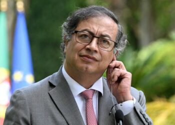 El presidente Gustavo Petro mantiene una desaprobación del 60% en Colombia