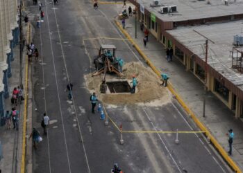 DOM avanza con proyectos de cable subterráneo y asfaltado en el centro de San Salvador