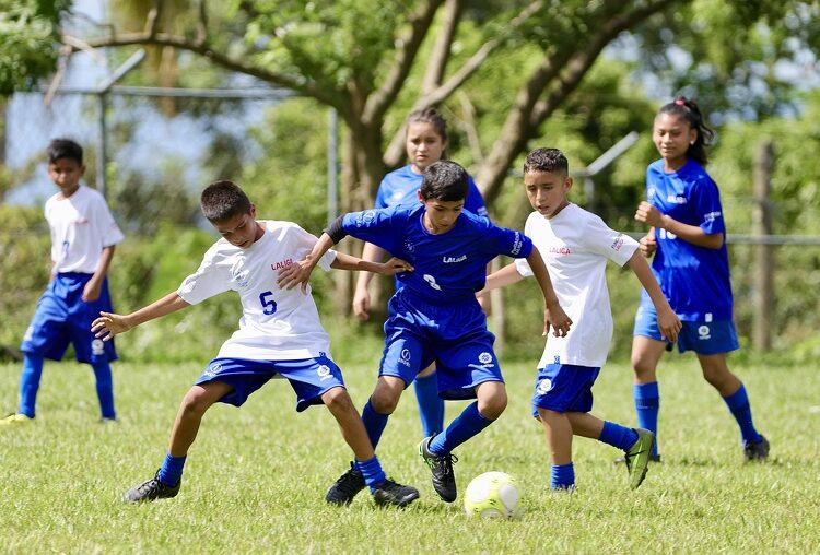 Cuscatlán recibió la primera jornada de la Copa Alevines