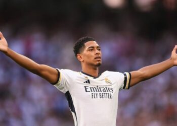 Real Madrid golea al Osasuna con doblete de Bellingham y es líder de LaLiga