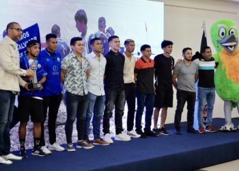 INDES premió a los mejores de la Liga de Fútbol Playa Copa CEL 2023