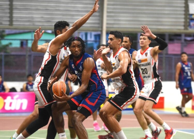 Santa Ana sorprendió de visita a Santiagueño