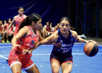 Salvadoreñas y Águila toman ventaja en sus series de la liga femenina