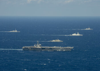 EE.UU. envía segundo grupo de portaaviones al Mediterráneo