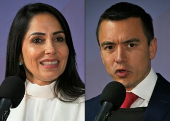 Ecuatorianos eligen nuevo presidente en balotaje de elecciones extraordinarias