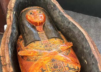 Descubren en Egipto un cementerio de 3.500 años con un papiro del ‘Libro de los Muertos’