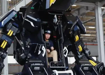 Empresa japonesa crea robot al estilo «Transformers»