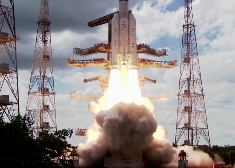 India revela cuándo enviará a su primer astronauta a la Luna