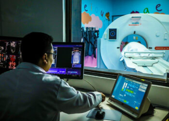 Presupuesto 2024 contempla inversión de $1.2 millones para fortalecer la salud pública