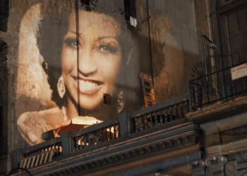 (VIDEO) La inteligencia artificial trajo de vuelta a Celia Cruz para una nueva versión del tema “Patria y Vida”