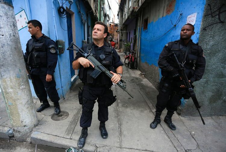 Brasil anuncia medidas para frenar la violencia en Bahía y Río de Janeiro