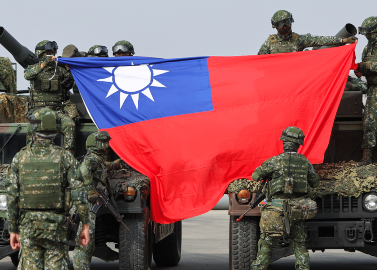 Taiwán pidió a Estados Unidos acelerar la entrega de armas ante la amenaza de China