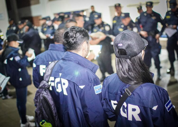 Fiscalía giró 29 órdenes de captura contra estafadores