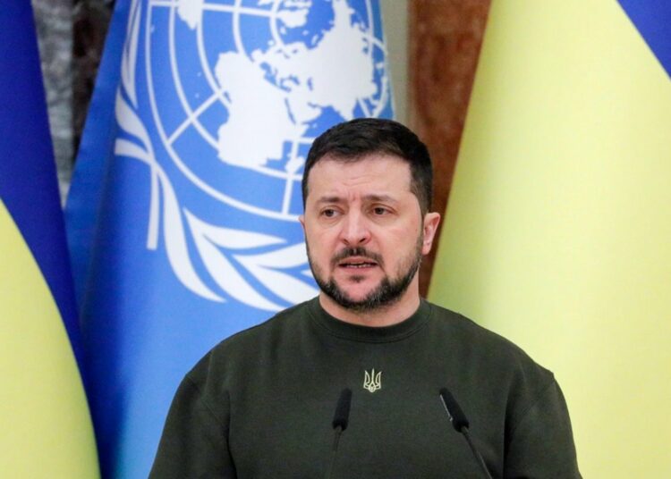 Zelenski llega a España para participar en la cumbre europea