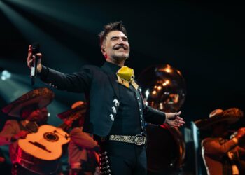 Alejandro Fernández da su primer mensaje tras ser captado «ebrio» en un concierto