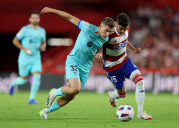 Lamine Yamal hizo historia pero Barcelona apenas empata con Granada