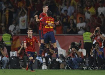 España derrota a Escocia y ya fija la vista en la Eurocopa 2024