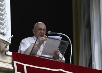 El papa Francisco pide el fin de todas las guerras en el mundo