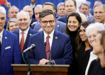 El Partido Republicano eligió a Mike Johnson como candidato para presidir la Cámara de Representantes