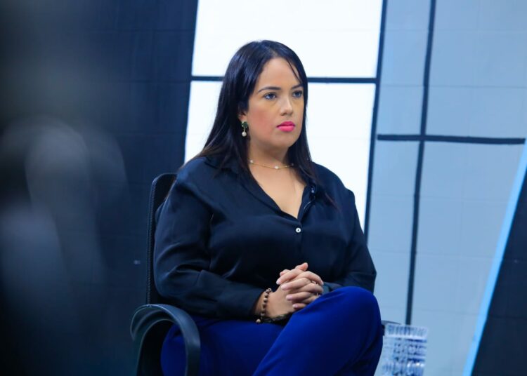 Diputada Pineda reitera que llegarán hasta el fondo en la lucha contra la corrupción