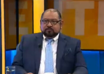 Candidato de Arena dice esperan llegar a segunda vuelta y hacer alianza con el Fmln