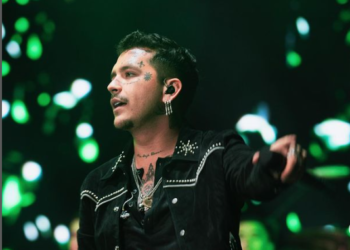 Christian Nodal se deshace de sus tatuajes para que su hija lo conozca como es